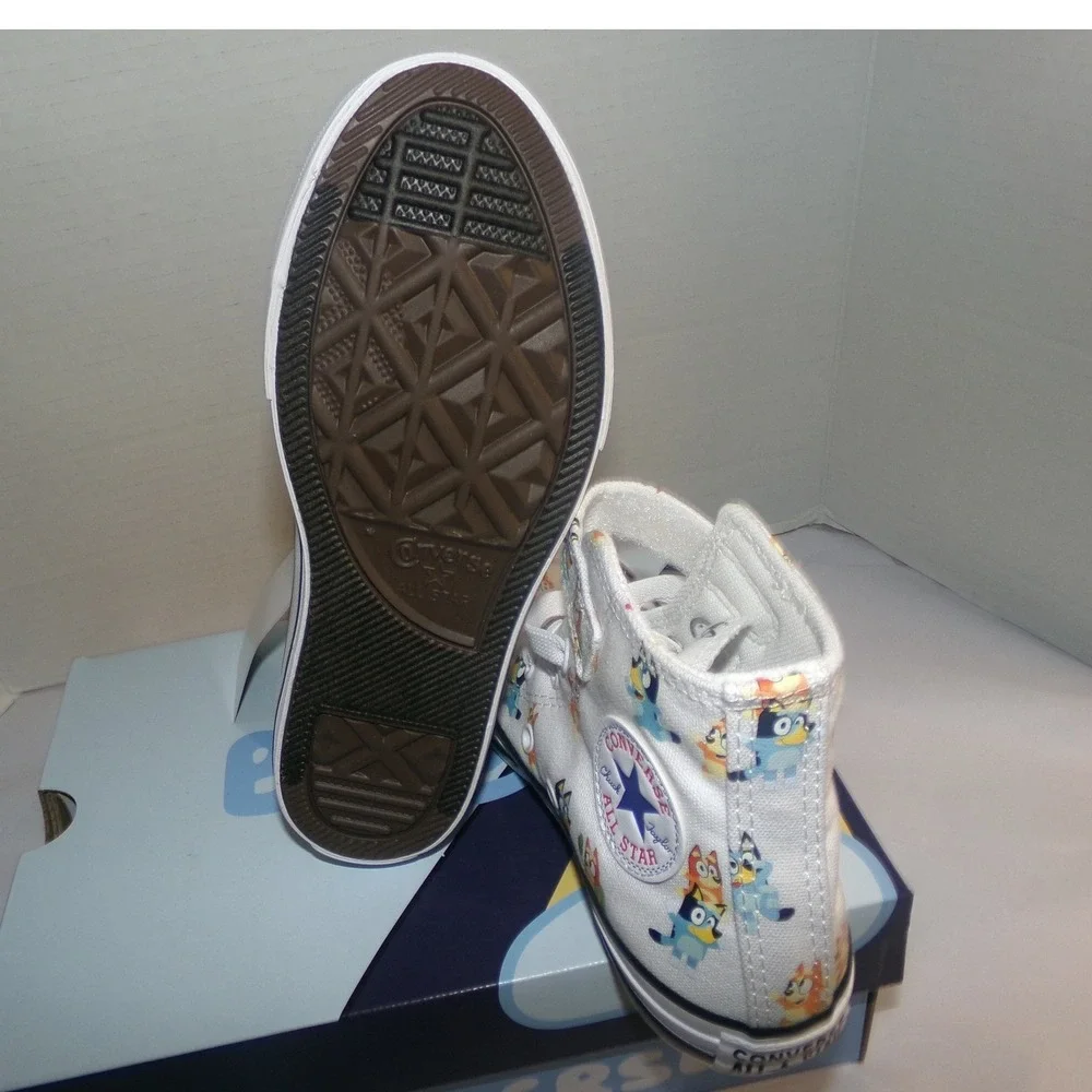 Converse Chuck Taylor All Star Bluey Kids 13 YOUTH White High Top Sneakers